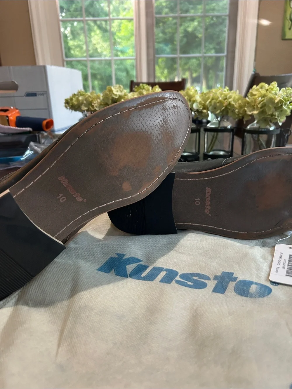 Kunsto Men's Dark Grey Leather Cap-Toe Lace-Up Shoes